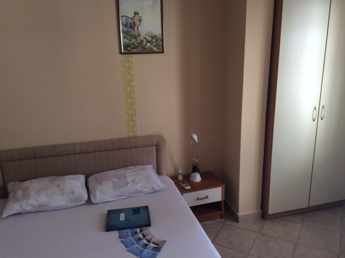 Apartments Simo Petrovac Zewnętrze zdjęcie