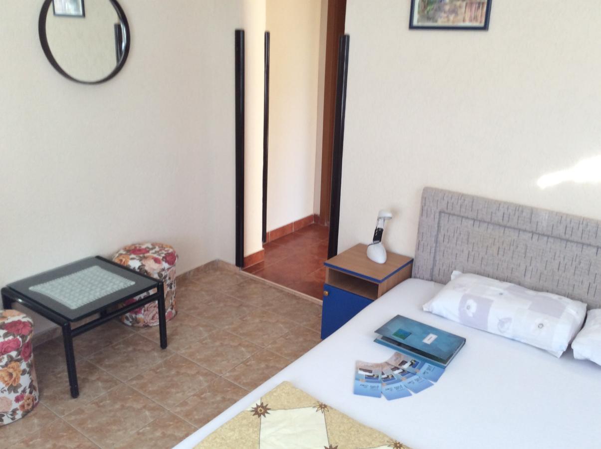 Apartments Simo Petrovac Zewnętrze zdjęcie